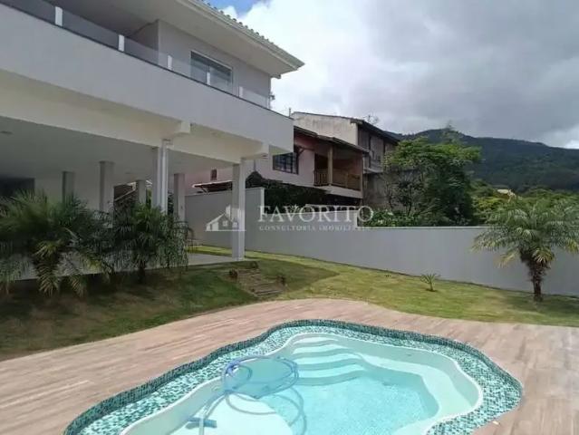Casa / Sobrado em Condomínio para Locação em Atibaia/SP Parque Arco Iris 3 Quartos
