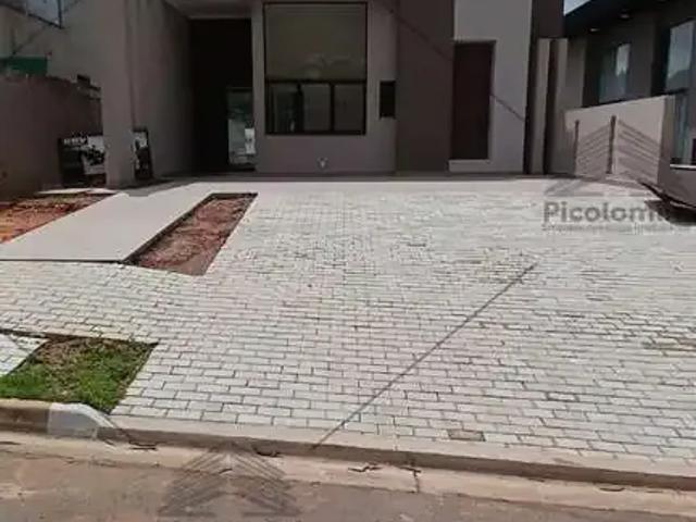 Casa / Sobrado em Condomínio para Locação em Atibaia/SP Rio Abaixo 3 Quartos