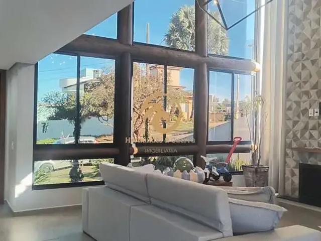 Casa / Sobrado em Condomínio para Locação em Atibaia/SP Tanque 5 Quartos
