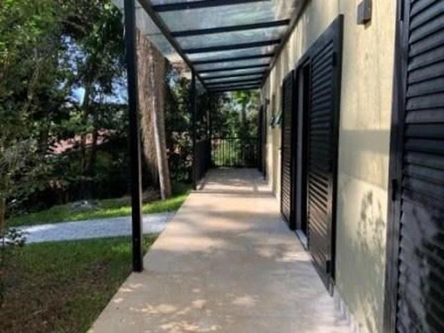 Casa / Sobrado em Condomínio para Locação em Atibaia/SP Tanque 6 Quartos
