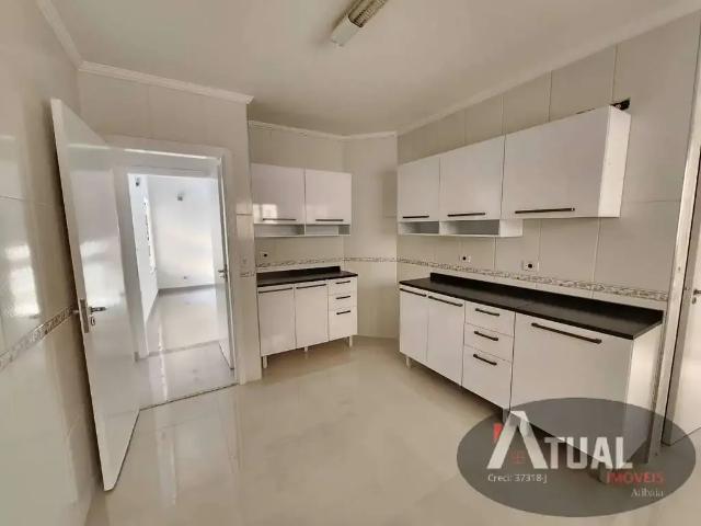 Casa / Sobrado em Condomínio para Locação em Atibaia/SP Vila Santista 3 Quartos