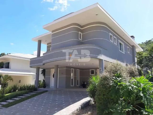 Casa / Sobrado em Condomínio para Locação em Balneário Camboriú/SC Ariribá 33 Quartos