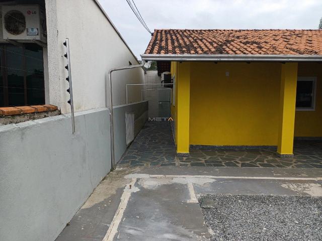 Casa / Sobrado em Condomínio para Locação em Balneário Camboriú/SC Nações 2 Quartos
