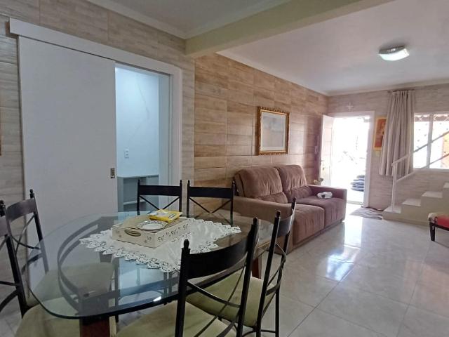 Casa / Sobrado em Condomínio para Locação em Balneário Camboriú/SC Nova Esperança 2 Quartos
