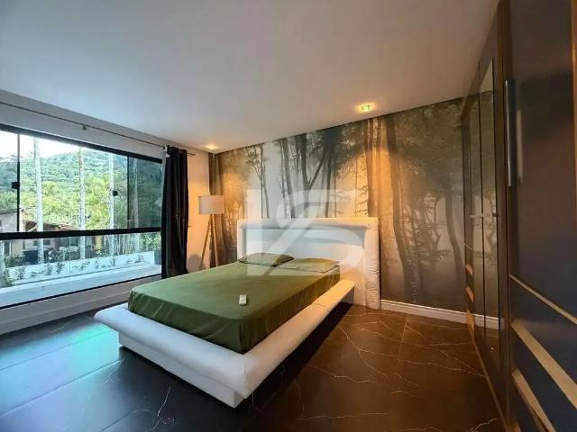 Casa / Sobrado em Condomínio para Locação em Balneário Camboriú/SC Praia das Taquaras 2 Quartos