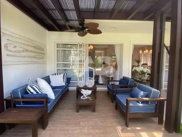 Casa / Sobrado em Condomínio para Locação em Balneário Camboriú/SC Praia do Estaleiro 3 Quartos