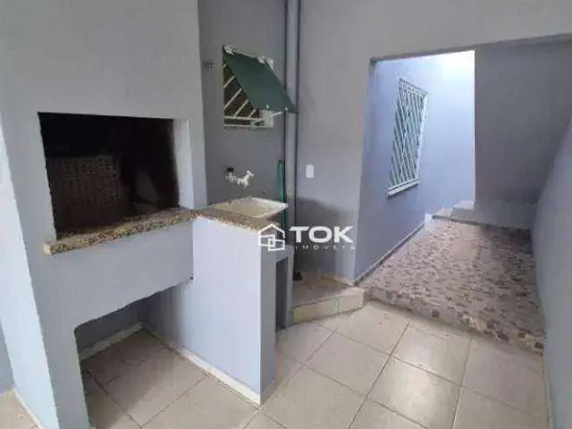 Casa / Sobrado em Condomínio para Locação em Balneário Piçarras/SC Itacolomi 3 Quartos