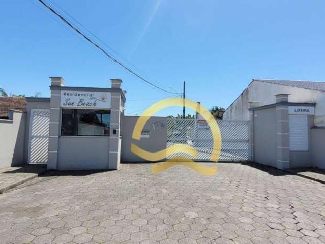 Casa / Sobrado em Condomínio para Locação em Balneário Piçarras/SC Nossa Senhora da Paz 2 Quartos