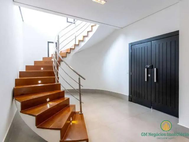 Casa / Sobrado em Condomínio para Locação em Barueri/SP Centro Comercial Jubran 4 Quartos
