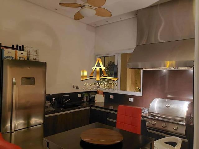 Casa / Sobrado em Condomínio para Locação em Barueri/SP Centro Comercial Jubran 4 Quartos