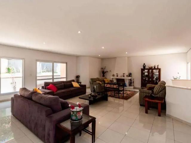 Casa / Sobrado em Condomínio para Locação em Barueri/SP Alphaville 4 Quartos