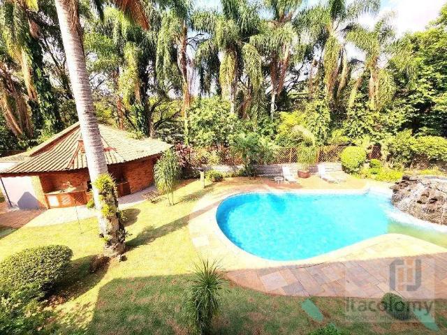 Casa / Sobrado em Condomínio para Locação em Barueri/SP Alphaville 4 Quartos