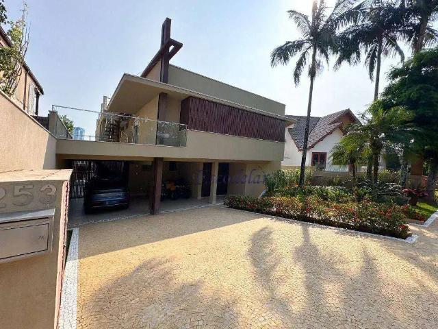 Casa / Sobrado em Condomínio para Locação em Barueri/SP Alphaville 4 Quartos