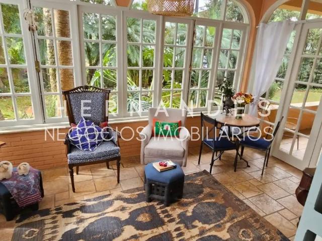 Casa / Sobrado em Condomínio para Locação em Barueri/SP Alphaville 4 Quartos