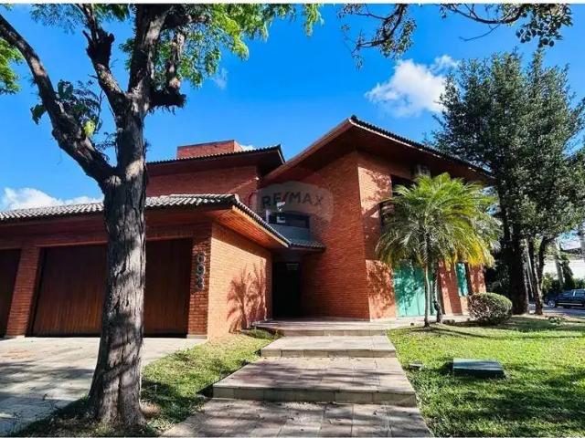 Casa / Sobrado em Condomínio para Locação em Barueri/SP Alphaville 4 Quartos