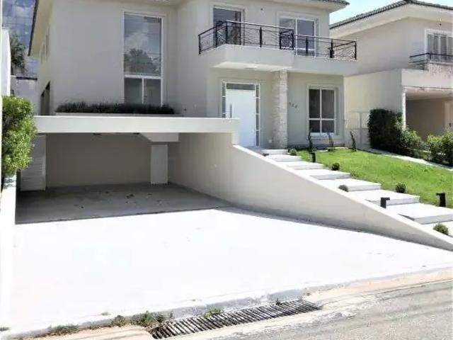 Casa / Sobrado em Condomínio para Locação em Barueri/SP Alphaville 4 Quartos