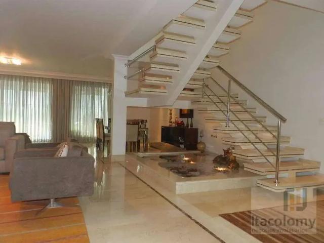 Casa / Sobrado em Condomínio para Locação em Barueri/SP Alphaville 5 Quartos