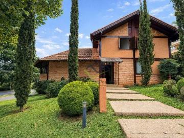 Casa / Sobrado em Condomínio para Locação em Barueri/SP Alphaville 5 Quartos