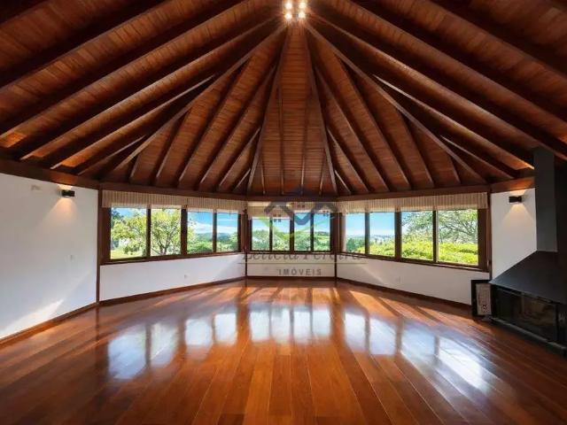 Casa / Sobrado em Condomínio para Locação em Barueri/SP Alphaville 5 Quartos