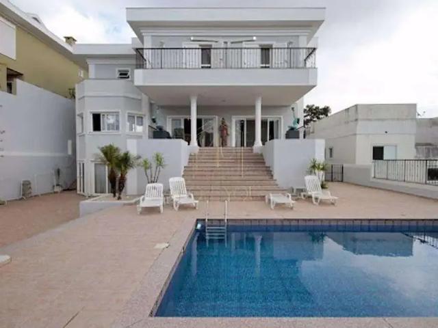 Casa / Sobrado em Condomínio para Locação em Barueri/SP Alphaville 6 Quartos
