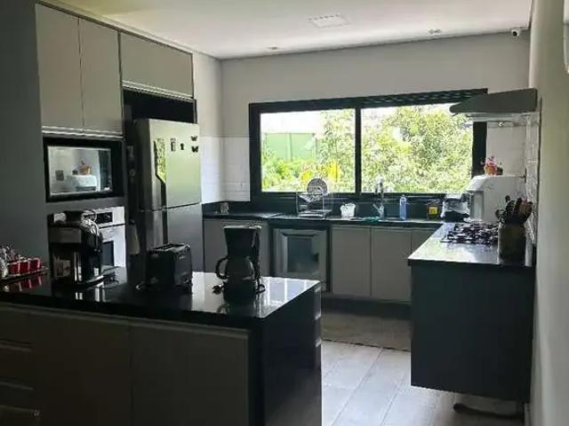 Casa / Sobrado em Condomínio para Locação em Barueri/SP Alphaville 3 Quartos