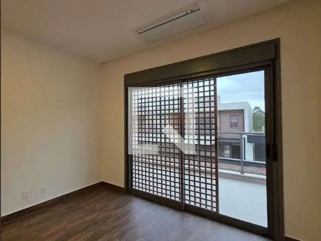 Casa / Sobrado em Condomínio para Locação em Barueri/SP Alphaville 3 Quartos