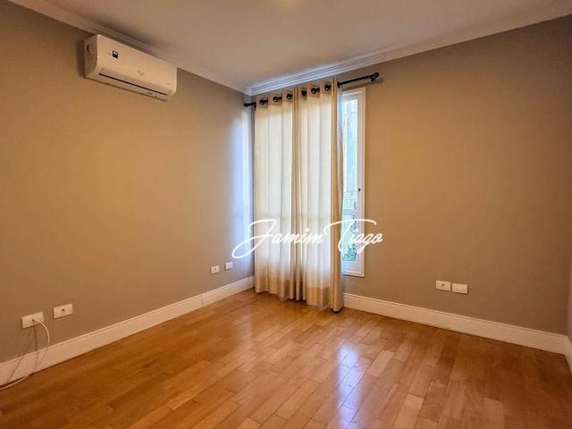 Casa / Sobrado em Condomínio para Locação em Barueri/SP Alphaville Conde I 4 Quartos