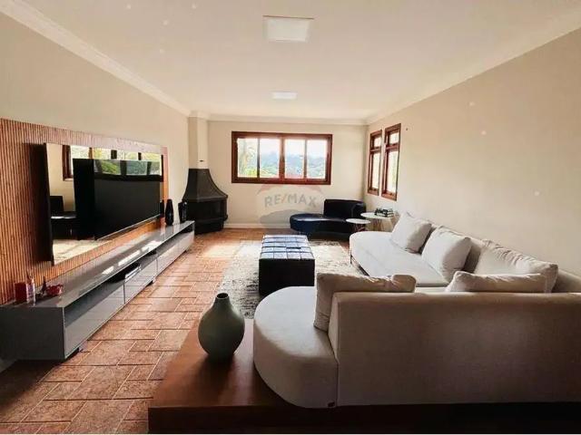 Casa / Sobrado em Condomínio para Locação em Barueri/SP Alphaville Residencial Um 4 Quartos