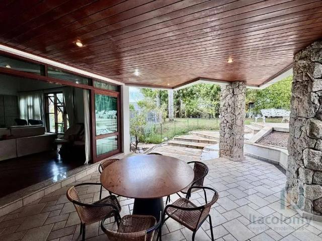 Casa / Sobrado em Condomínio para Locação em Barueri/SP Alphaville Residencial Zero 6 Quartos