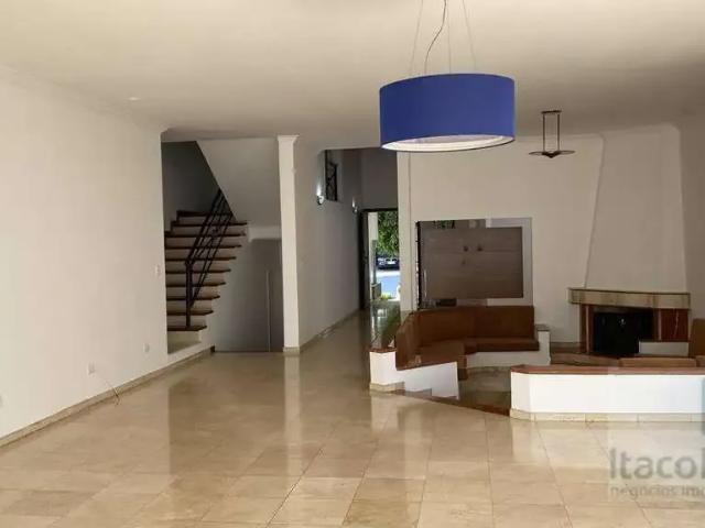 Casa / Sobrado em Condomínio para Locação em Barueri/SP Alphaville Residencial Dois 4 Quartos