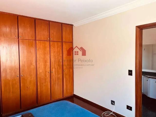 Casa / Sobrado em Condomínio para Locação em Barueri/SP Alphaville Residencial Dois 4 Quartos