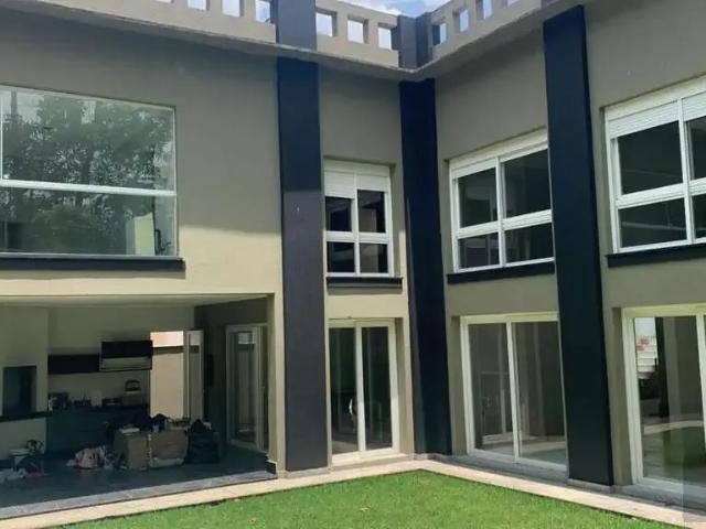 Casa / Sobrado em Condomínio para Locação em Barueri/SP Alphaville Residencial Dois 5 Quartos