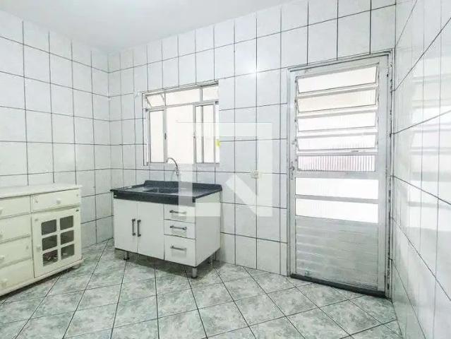 Casa / Sobrado em Condomínio para Locação em Barueri/SP Jardim Mutinga 1 Quartos