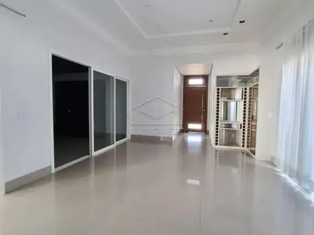 Casa / Sobrado em Condomínio para Locação em Bauru/SP Jardim Estoril V 3 Quartos