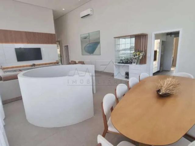 Casa / Sobrado em Condomínio para Locação em Bauru/SP Residencial Tamboré 3 Quartos