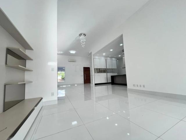 Casa / Sobrado em Condomínio para Locação em Bauru/SP Residencial Villa Lobos 4 Quartos
