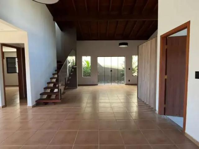 Casa / Sobrado em Condomínio para Locação em Bauru/SP Residencial Villaggio III 3 Quartos
