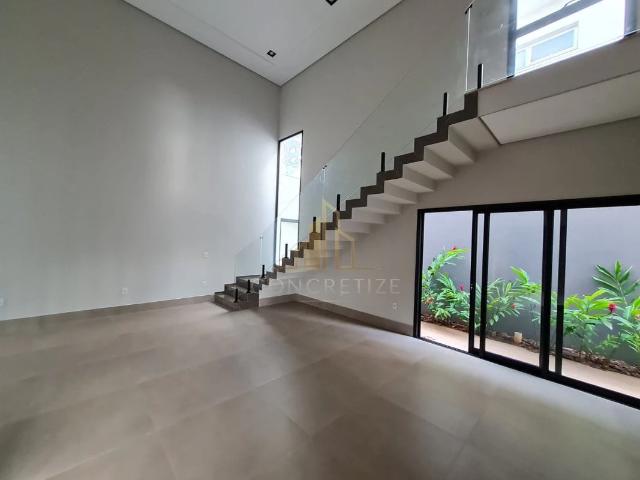 Casa / Sobrado em Condomínio para Locação em Bauru/SP Vila Aviação 4 Quartos