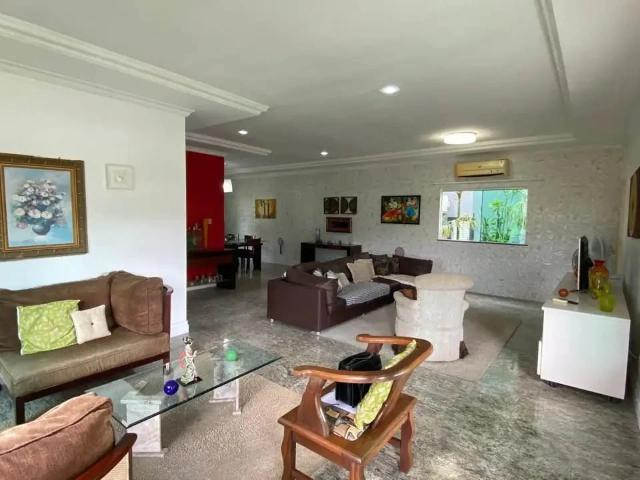 Casa / Sobrado em Condomínio para Locação em Belém/PA Parque Verde 4 Quartos