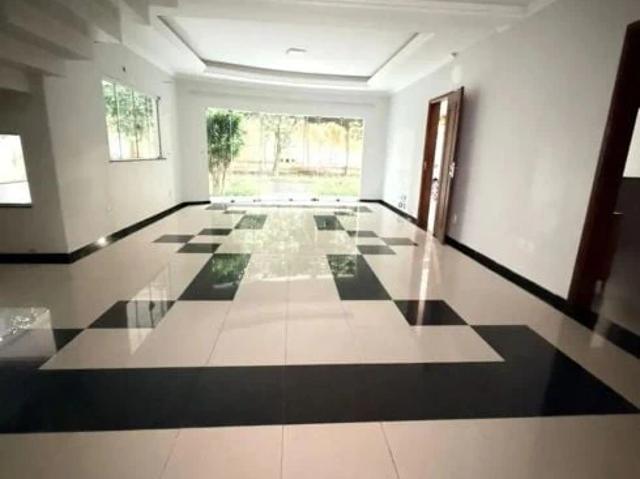 Casa / Sobrado em Condomínio para Locação em Belém/PA Parque Verde 4 Quartos