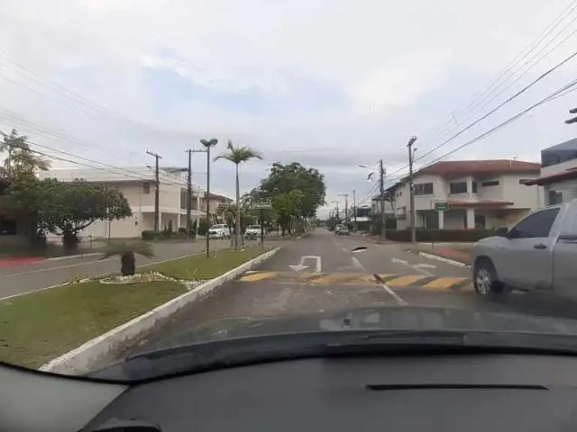Casa / Sobrado em Condomínio para Locação em Belém/PA Parque Verde 4 Quartos