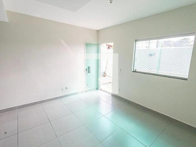 Casa / Sobrado em Condomínio para Locação em Belo Horizonte/MG Minascaixa 2 Quartos