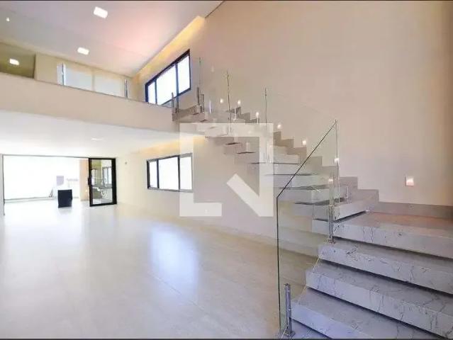 Casa / Sobrado em Condomínio para Locação em Belo Horizonte/MG Braúnas 4 Quartos