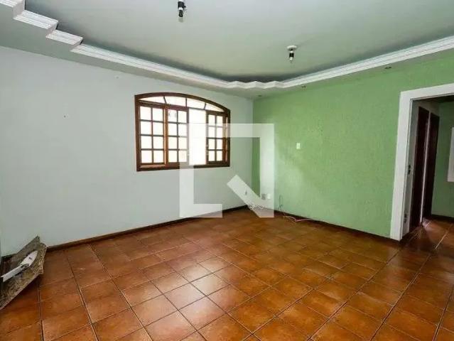 Casa / Sobrado em Condomínio para Locação em Belo Horizonte/MG Santa Mônica 3 Quartos