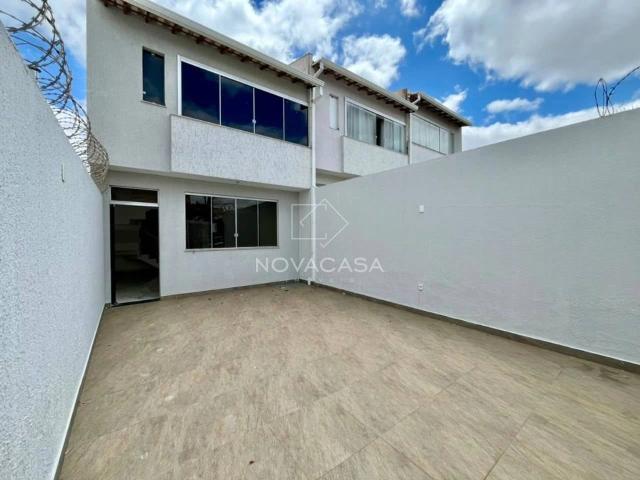 Casa / Sobrado em Condomínio para Locação em Belo Horizonte/MG Santa Mônica 3 Quartos