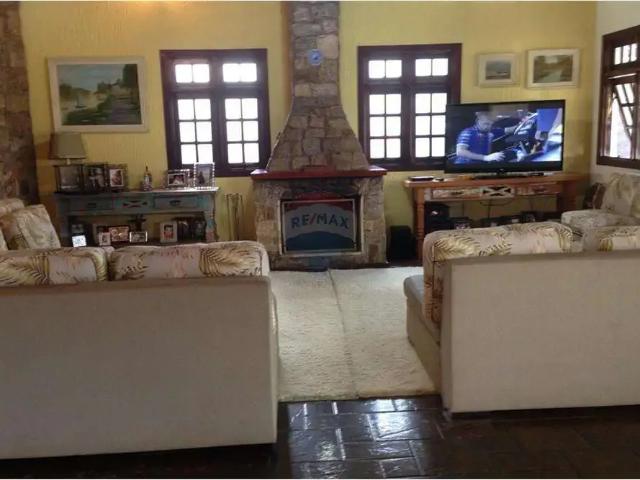 Casa / Sobrado em Condomínio para Locação em Bertioga/SP Maitinga 5 Quartos