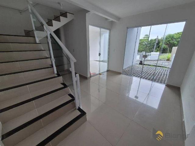 Casa / Sobrado em Condomínio para Locação em Blumenau/SC Badenfurt 2 Quartos