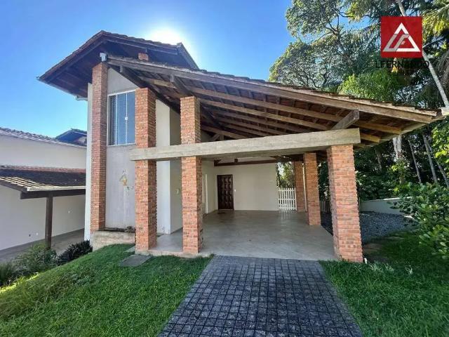 Casa / Sobrado em Condomínio para Locação em Blumenau/SC Centro 3 Quartos