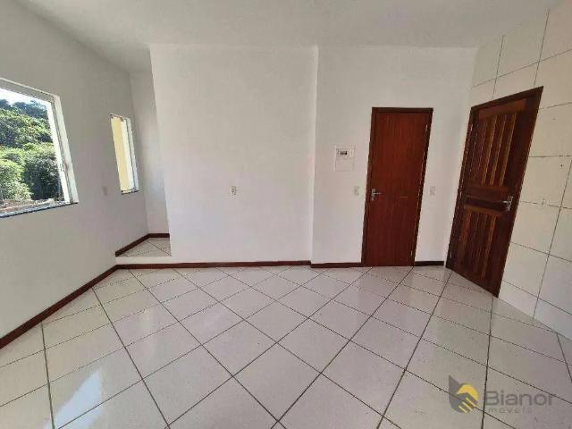 Casa / Sobrado em Condomínio para Locação em Blumenau/SC Escola Agrícola 2 Quartos