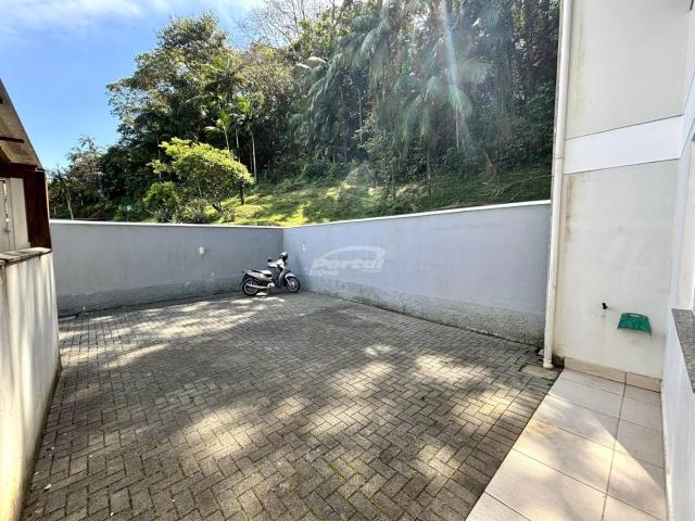 Casa / Sobrado em Condomínio para Locação em Blumenau/SC Itoupava Central 2 Quartos